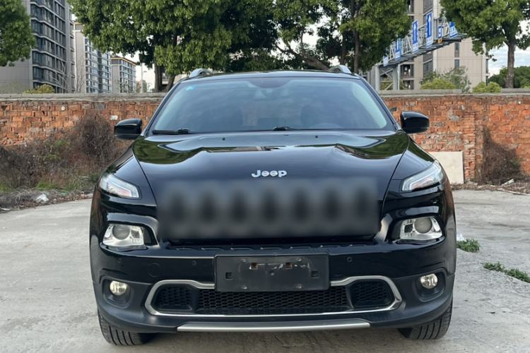 Used Jeep Cherokee 2016 2.4L Professional Smart Version Exterior 3