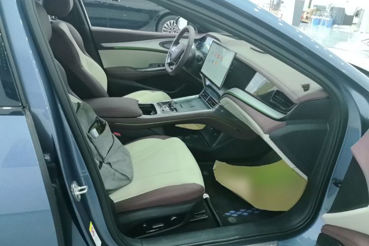 Used BYD Seal 07 DM-i 2025 Intelligent Driving Version DM-i 1.5L 125 km Prestige Edition Right Front Seat