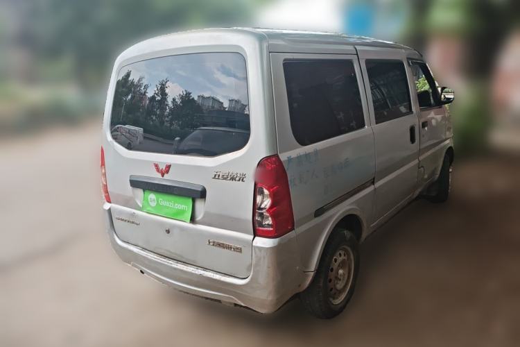 Used Wuling Rongguang 2011 1.2L Base Version
