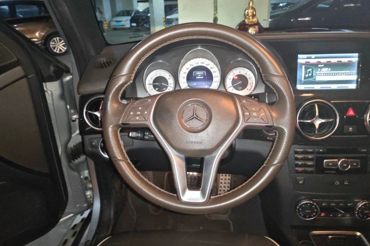 Used Mercedes-Benz GLK-Class 2013 Facelift GLK 300 4MATIC Luxury Edition