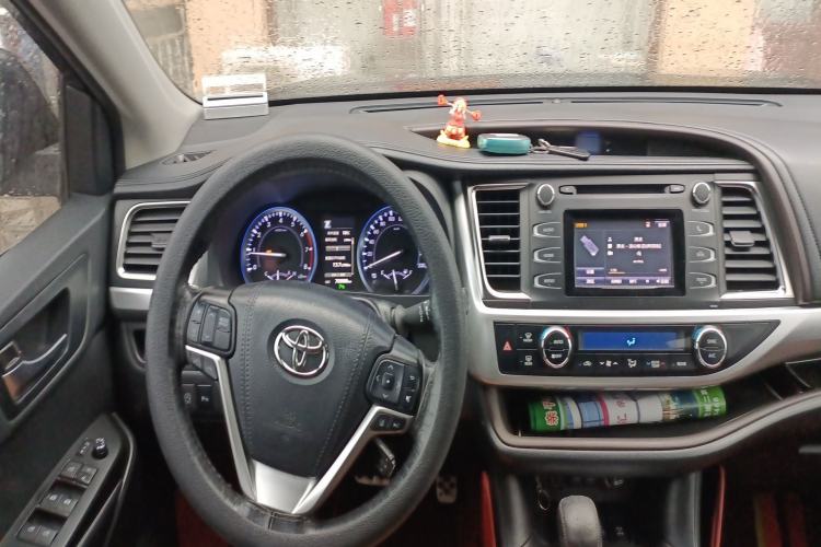 Used Toyota Highlander 2018 2.0T Four-Wheel Drive Luxury Edition 7 Seats China V Emission Standard
