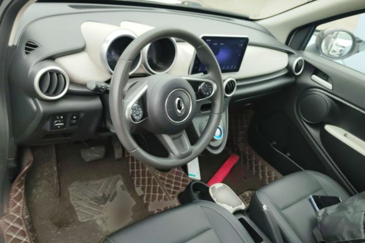 Used ORA Black Cat 2019 351 km Family Edition
