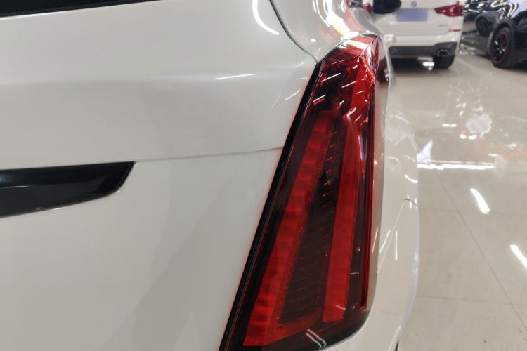 Used Cadillac XT5 2021 2.0T Two-Wheel Drive Luxury Version
