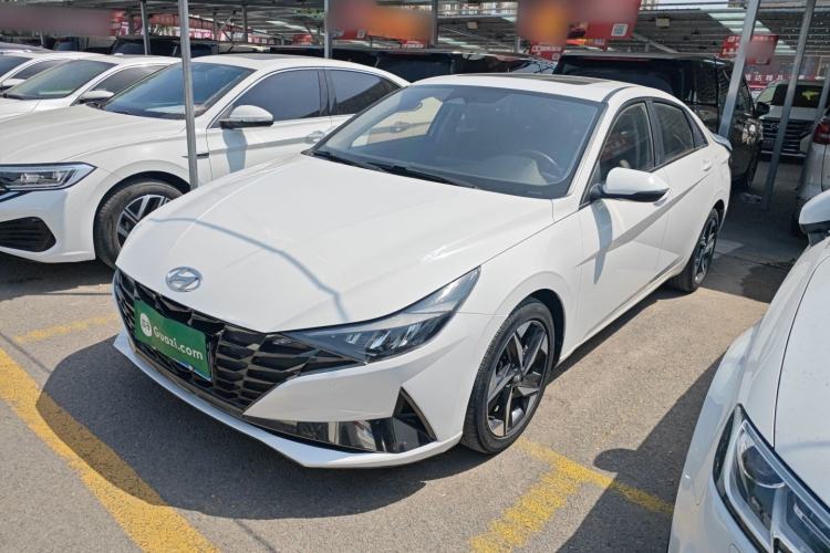 Used Hyundai Elantra 2021 1.5L CVT LUX Prestige Edition