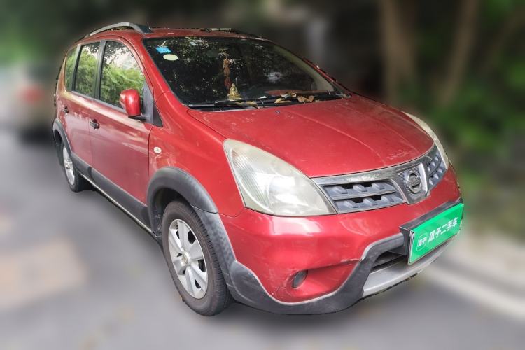 Used Nissan Livina 2010 JINRUI Edition 1.6L Automatic Standard Model Front Right 45 Deg