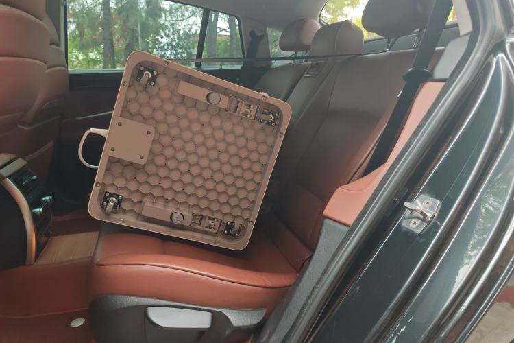 Used BMW 5 Series GT 2010 535i Leading Model Left Rear Seat