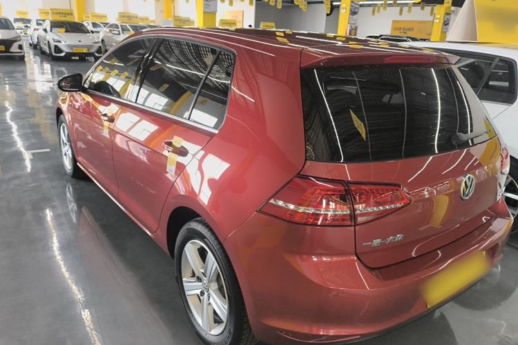 Used Volkswagen Golf 2015 1.6L Automatic Comfort Model
