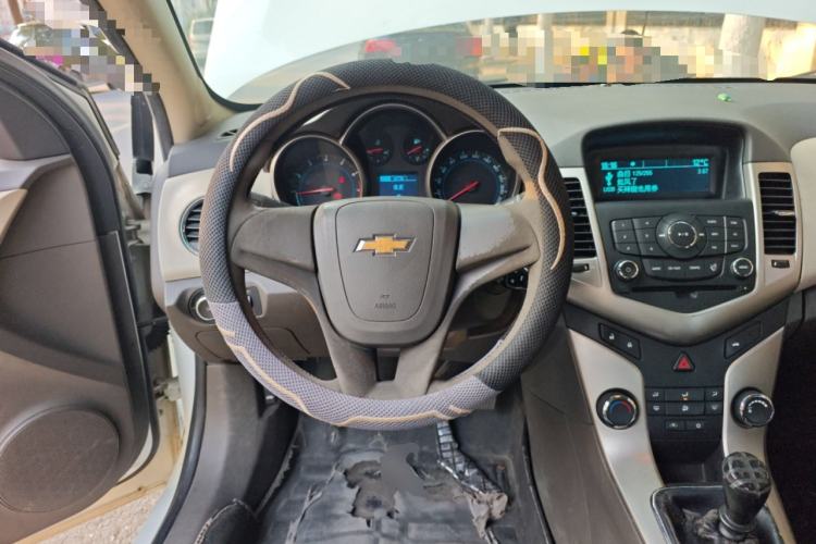 Used Chevrolet Cruze 2015 1.5L Classic SL MT