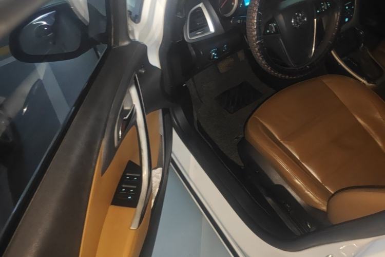 Used Buick GT 2013 GT 1.8L Automatic Fashion Edition
