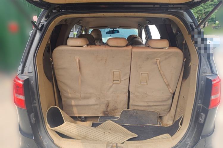 Used Baojun 730 2016 1.5L Manual Comfort Version 7 Seats China V Emission Standard Trunk