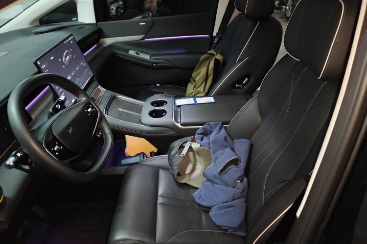 Used XPeng X9 2024 640 All-Wheel Drive High-Performance Max