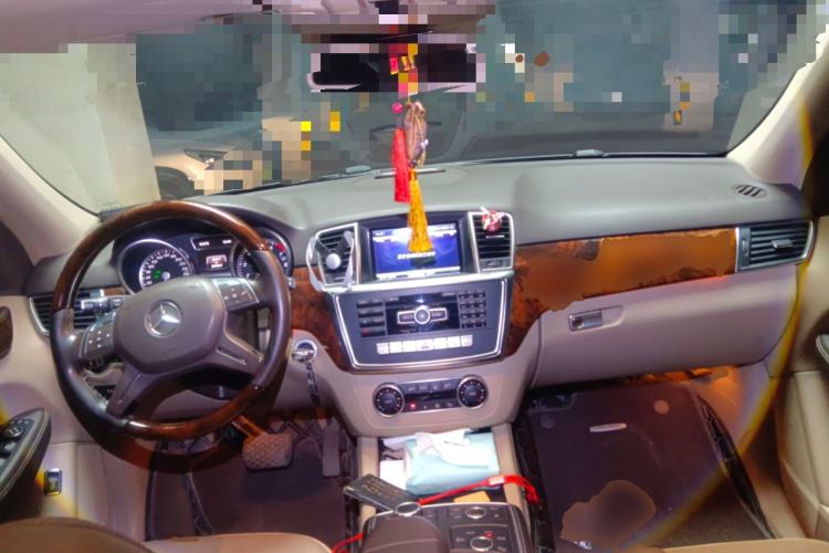 Used Mercedes-Benz M-Class 2014 ML 400 4MATIC Luxury Model
