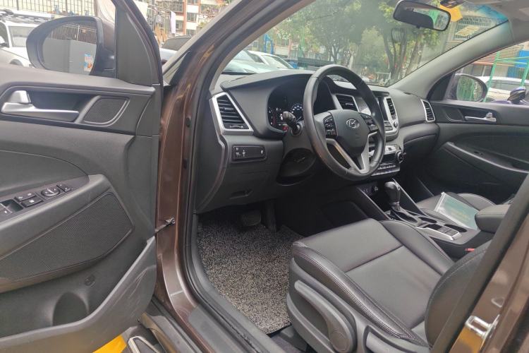 Used Hyundai Tucson 2015 1.6T Dual-Clutch Two-Wheel-Drive Smart Model
