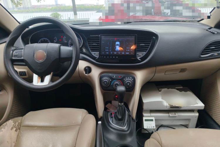 Used Fiat Viaggio 2012 1.4T Automatic Enjoyment Edition Center Console