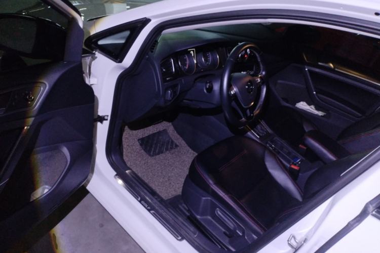 Used Volkswagen Golf 2017 230TSI Automatic Comfort Edition – Celebrating Milestone of One Million Units