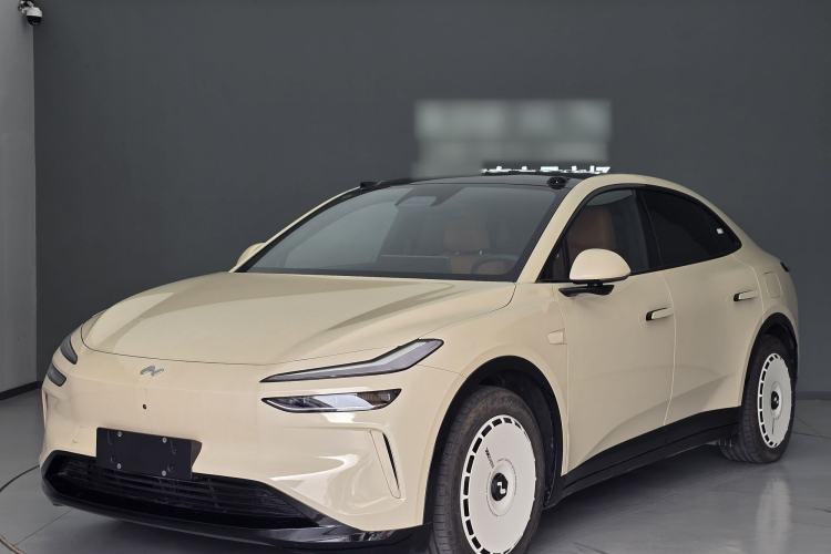 Used ONVO L60 2024 60 kWh Rear-Drive Version