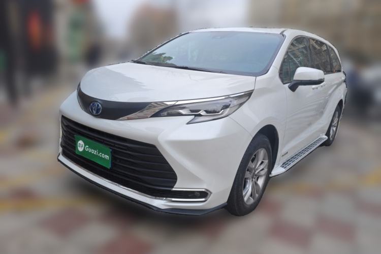 Used Toyota Sienna 2023 2.5L Hybrid Comfort Edition