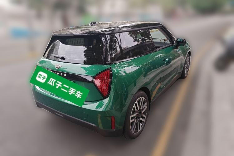 Used MINI Electric MINI COOPER 2025 456km COOPER E Classic Style
