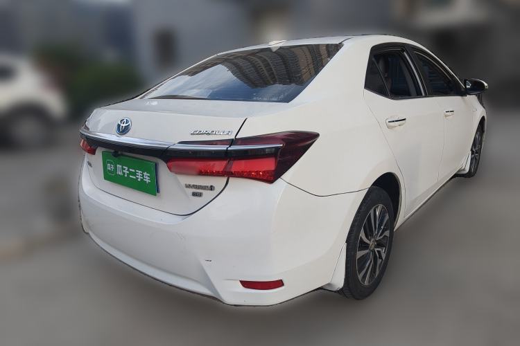 Used Toyota Corolla 2016 Dual-Engine 1.8L E-CVT Leading Edition Rear Right 45 Deg