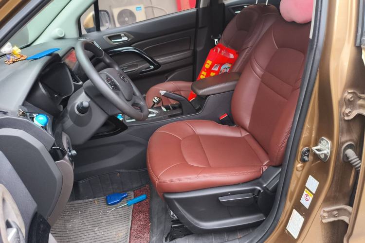 Used GAC Trumpchi GS4 2015 200T G-DCT Elite Edition Left Front Seat