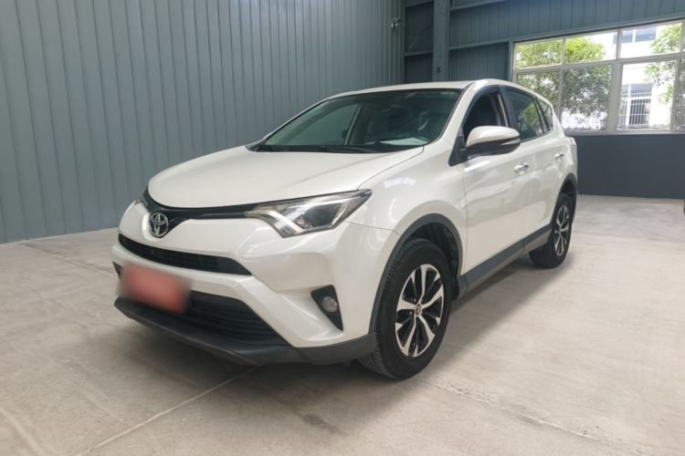 Used Toyota RAV4 2018 2.0L CVT Two-Wheel Drive Fashion X Edition
