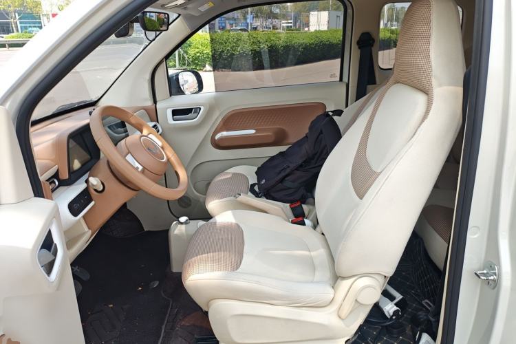 Used Wuling Hongguang MINIEV 2024 3rd Generation 170 km Left Front Seat