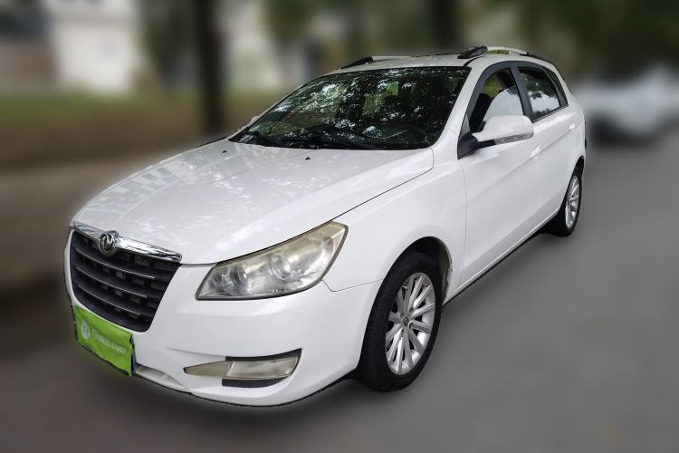 Used Dongfeng Aeolus H30 2010 1.6L Automatic ZunYa Trim