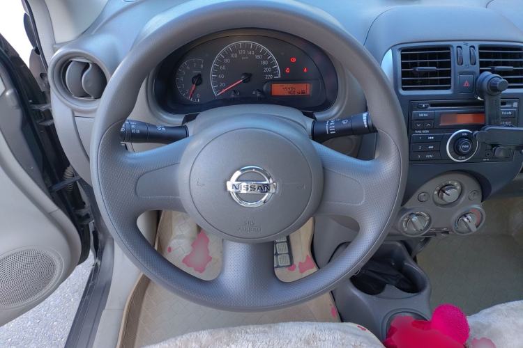 Used Nissan Sunny 2011 1.5XE Manual Comfort Edition Steering Wheel