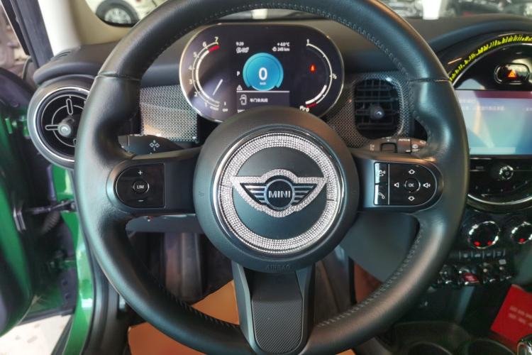 Used MINI MINI 2022 1.5T COOPER Classic Edition Five-Door Version