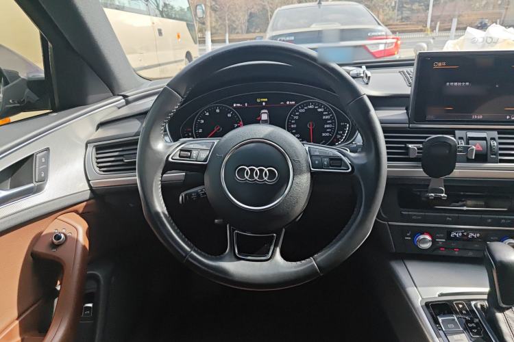 Used Audi A6L 2018 30th Anniversary Edition 35 TFSI Sport Edition
