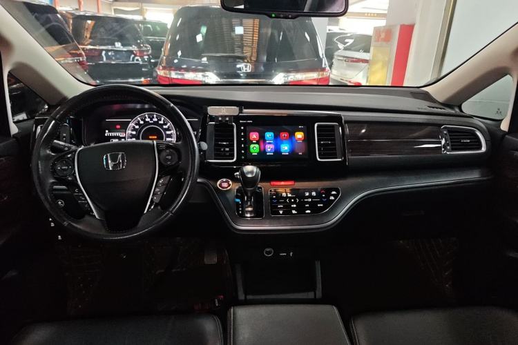 Used Honda Elysion 2016 2.4L Luxury Edition Center Console