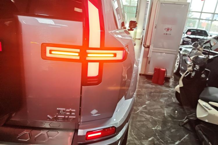 Used Brave warrior M817 2025 Model, Max
