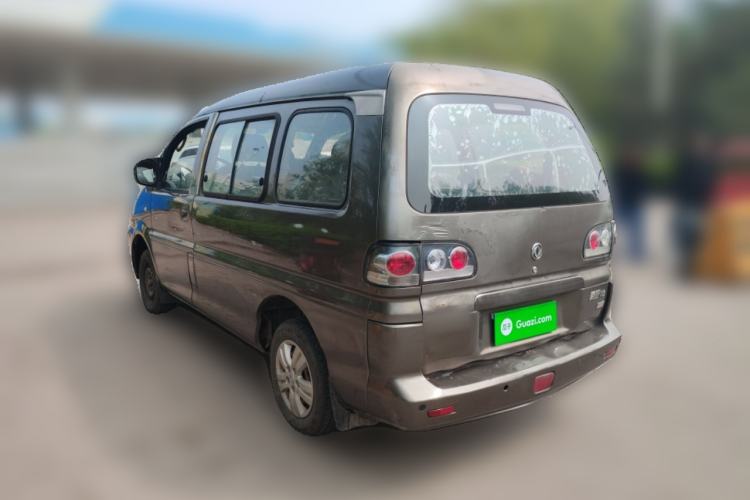 Used FORTHING Lingzhi 2014 M3 1.6L 7-seater Standard Model
