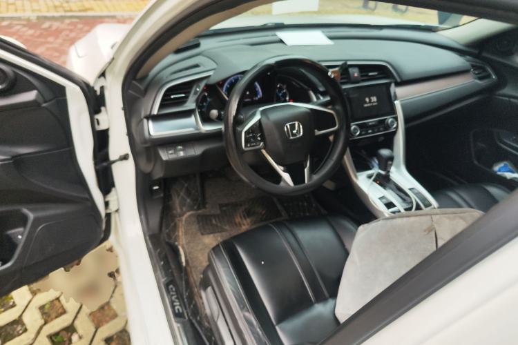 Used Honda Civic 2016 220TURBO CVT Luxury Edition Steering Wheel