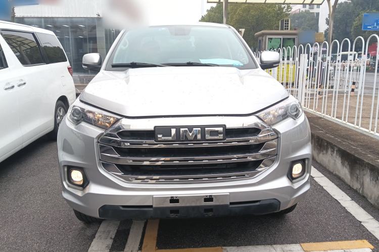 Used JMC Yuhu 7 2022 2.0T Manual Diesel Two-Wheel Drive Comfort Version Standard Wheelbase
