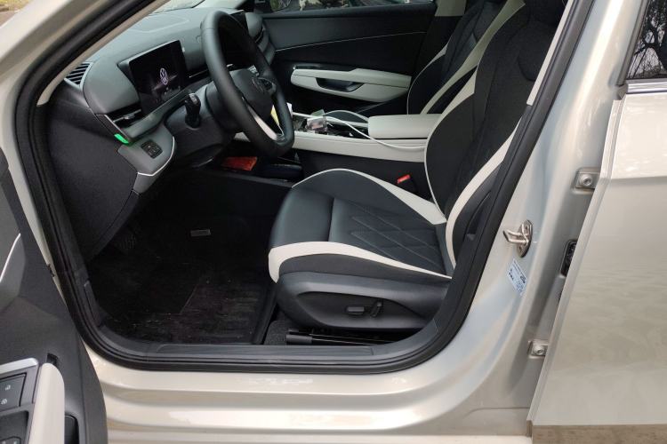 Used Volkswagen Sagitar 2026 Model L 300TSI DSG Elite Version
