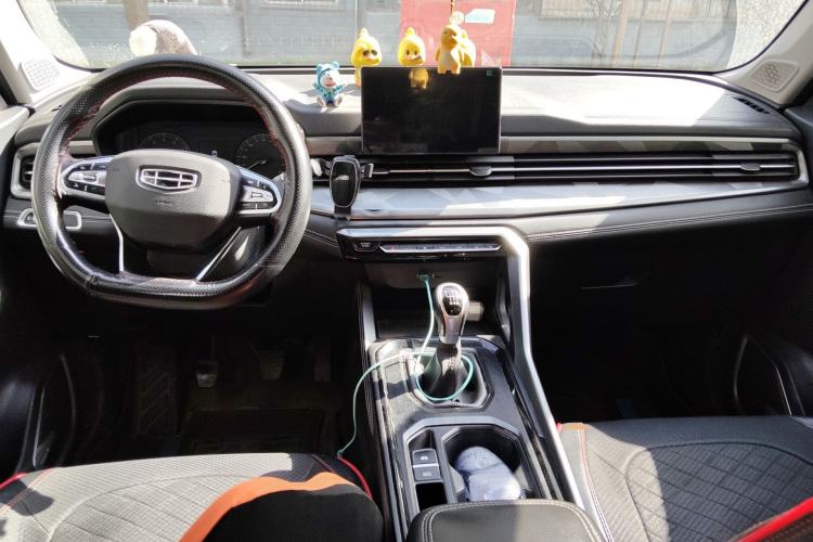 Used Geely Auto Vision X6 2021 PRO 1.4T Manual Luxury Model
