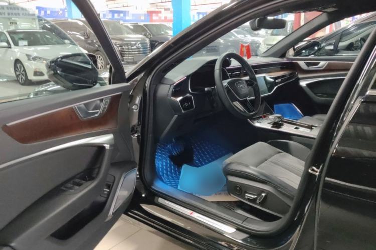 Used Audi A6L 2023 Revised 45 TFSI Prestige Dynamic Edition
