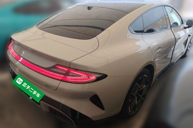 Used Xiaomi Auto SU7 2024 Rear-Drive Ultra-Long Range Advanced Pro-Level Intelligent Driving Version Rear Right 45 Deg