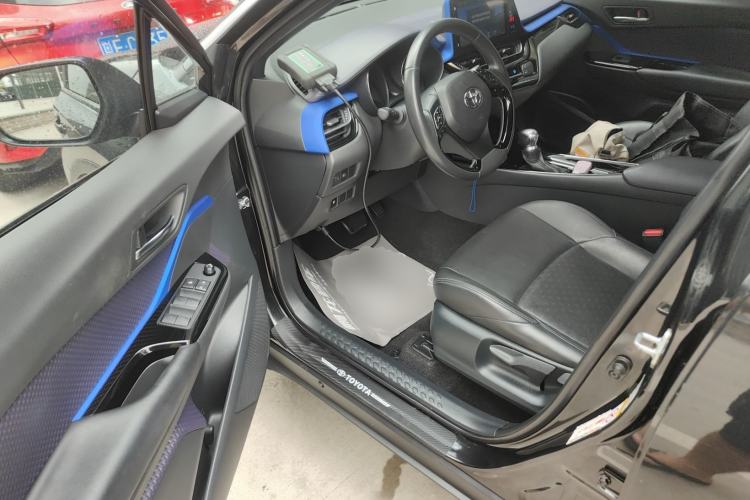 Used Toyota IZOA 2018 2.0L Yichi Edition China V Standard
