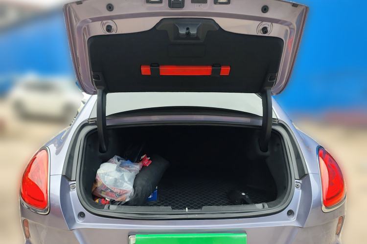 Used ORA Lightning Cat 2022 555 km Luxury Edition Trunk