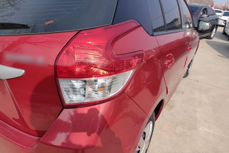 Used Toyota YARiS L Zhi Xuan 2015 1.5E Automatic Charm Edition Right Rear Taillight