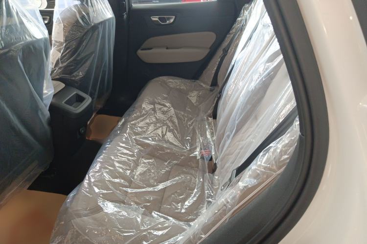 Used Volvo XC60 2026 B5 4x4 Smart Luxury Edition
