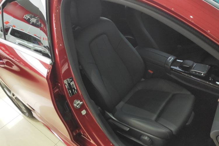 Used Mercedes-Benz A-Class 2020 Facelift A 180 L Sport Sedan Special Configuration