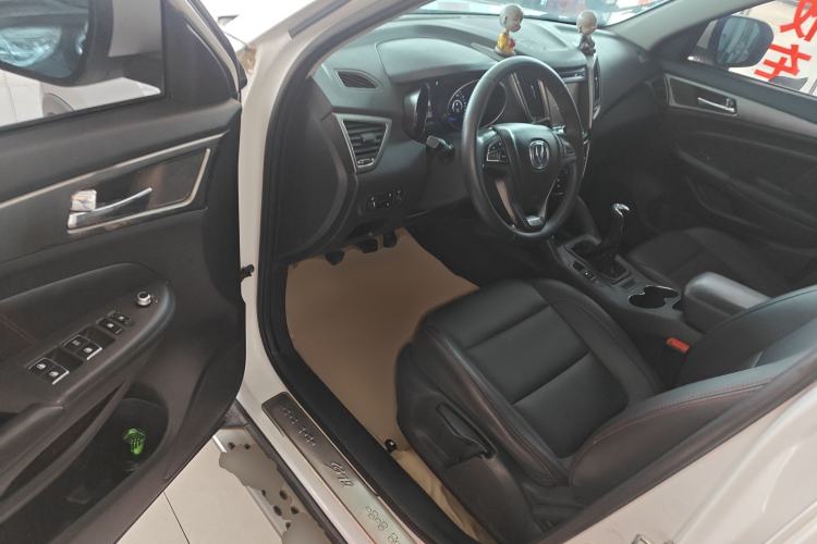 Used CHANGAN CS75 2014 2.0L Manual Luxury Version China V Standard
