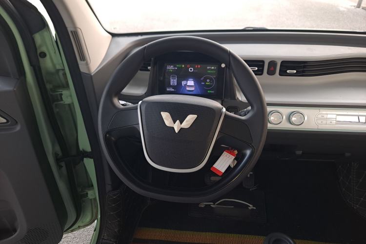 Used Wuling Hongguang MINIEV 2021 Macaron Fashion Model Lithium Iron Phosphate
