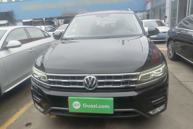 Used Volkswagen Tiguan L 2019 380TSI Automatic All-Wheel Drive Luxury Edition with 7 Seats China VI Standard Front
