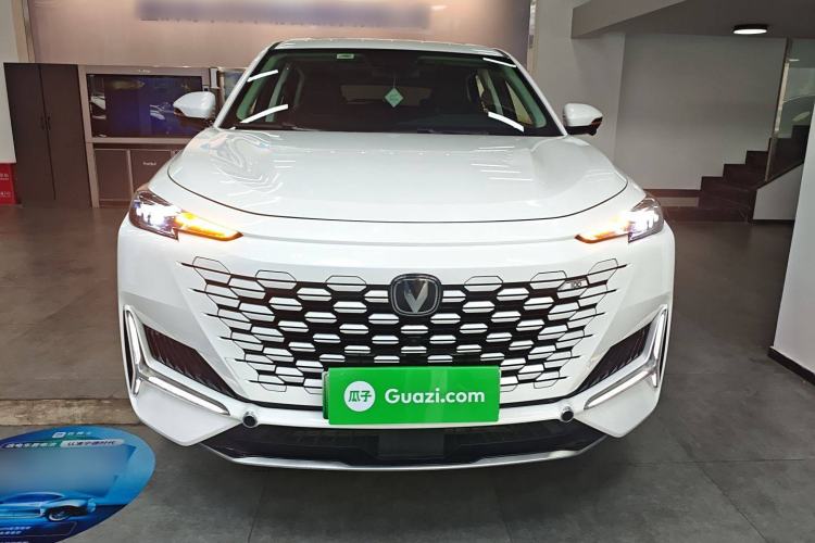 Used CHANGAN UNI-K iDD 2023 Zhidian iDD 1.5T 135km Smart & Fun Model Front