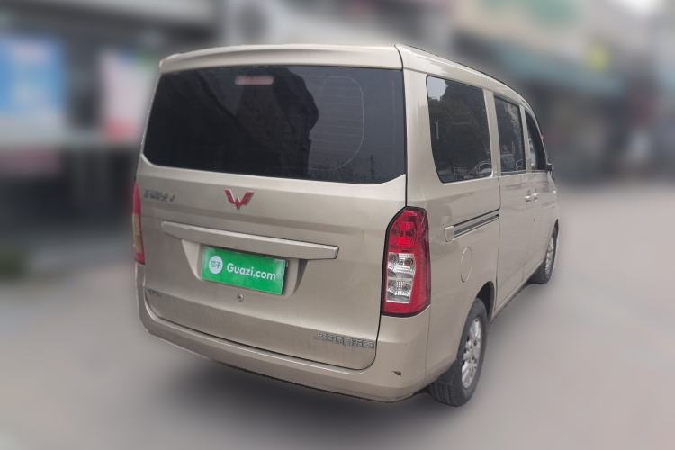 Used Wuling Rongguang V 2016 1.5L Standard Version
