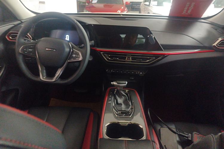 Used CHANGAN OSHAN X5 2021 1.5T DCT Prestige Edition Center Console